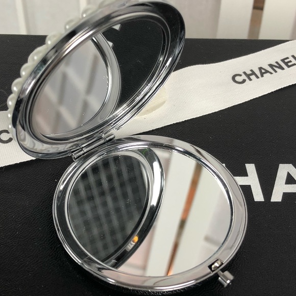 Decorated Compact Mirrors 4 Styles - Picture 5 of 8